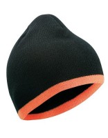 Beanie with Contrasting Border